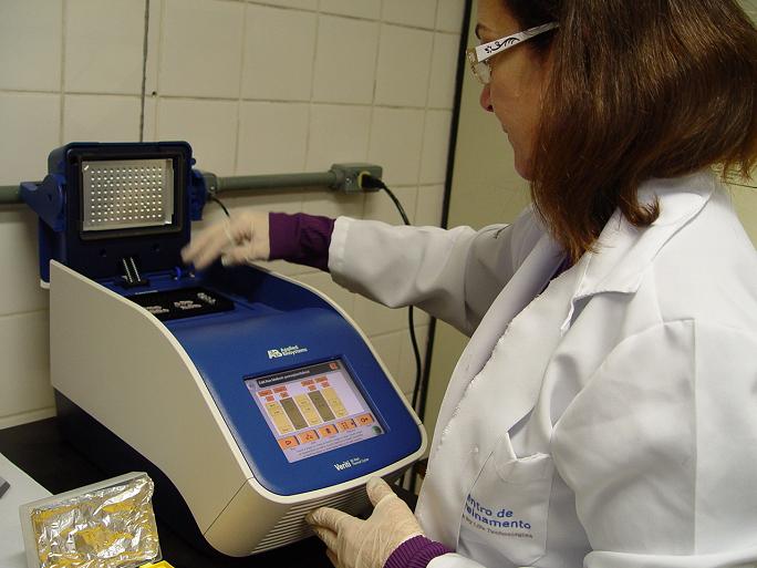 O Laboratório de Investigação de Paternidade da Unesp iniciou suas atividades em março de 2001  